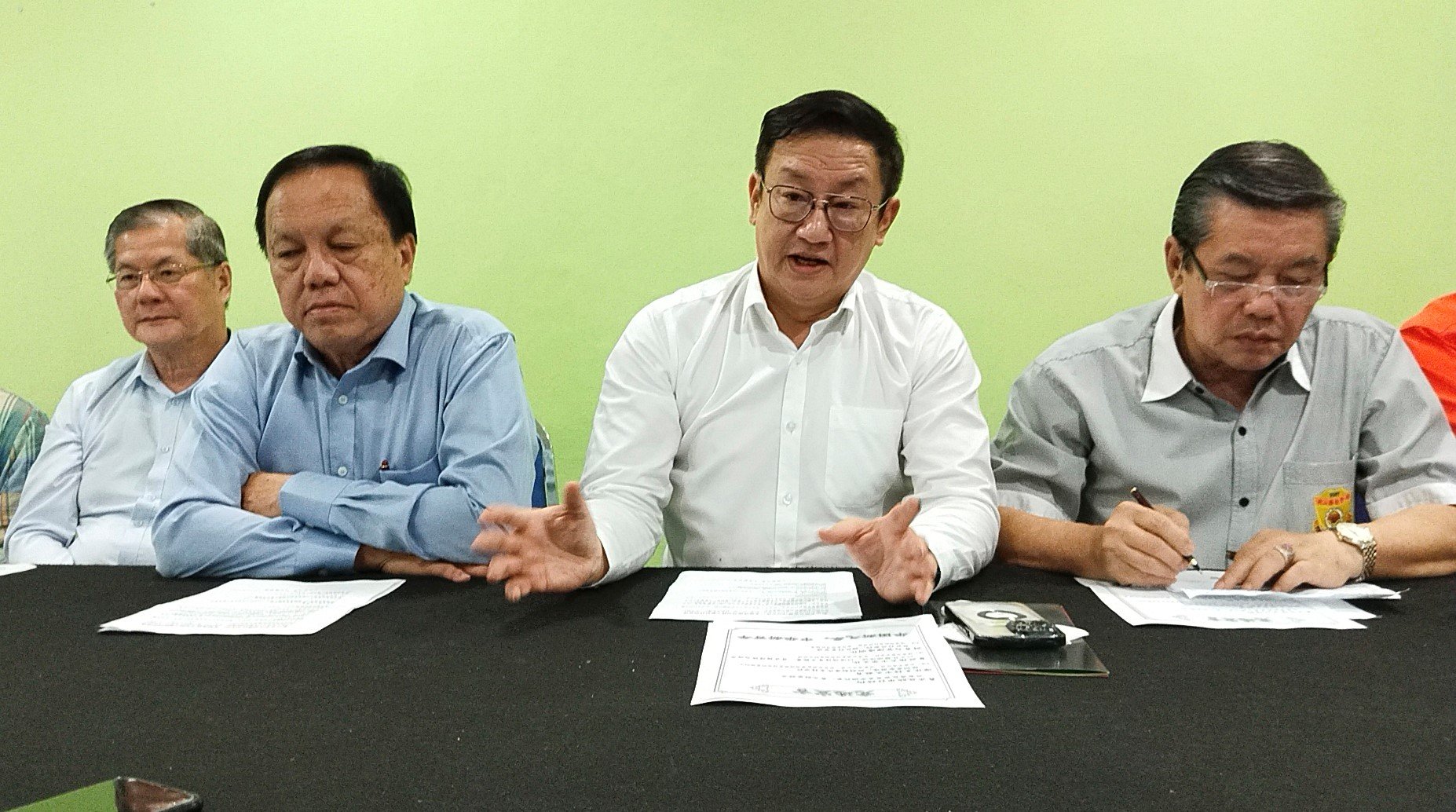 柔:新山中华公会理事会改选在即,涵盖新山五帮及各华团候选人组团队推出竞选宣言