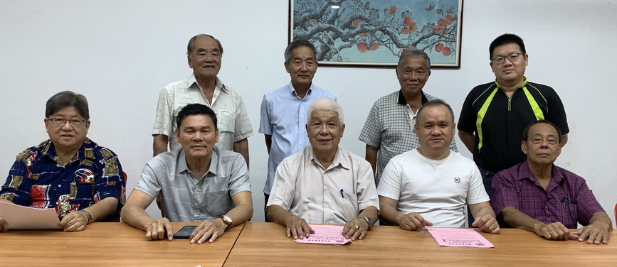 柔:新文龙中华中学奖助学金委员会,下月26日新春采青筹募奖助学金
