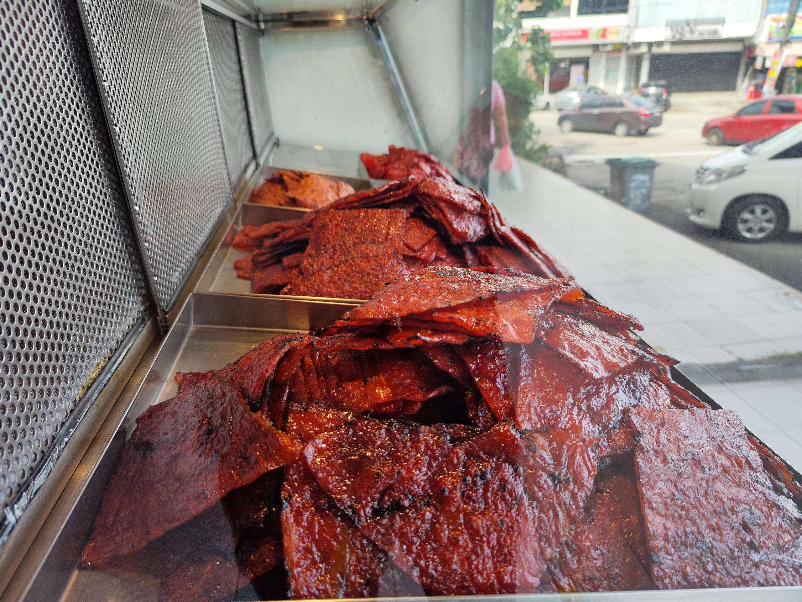 柔:版头之一:特稿:原料飙涨,业者自行吸纳部份成本,肉干微涨10%