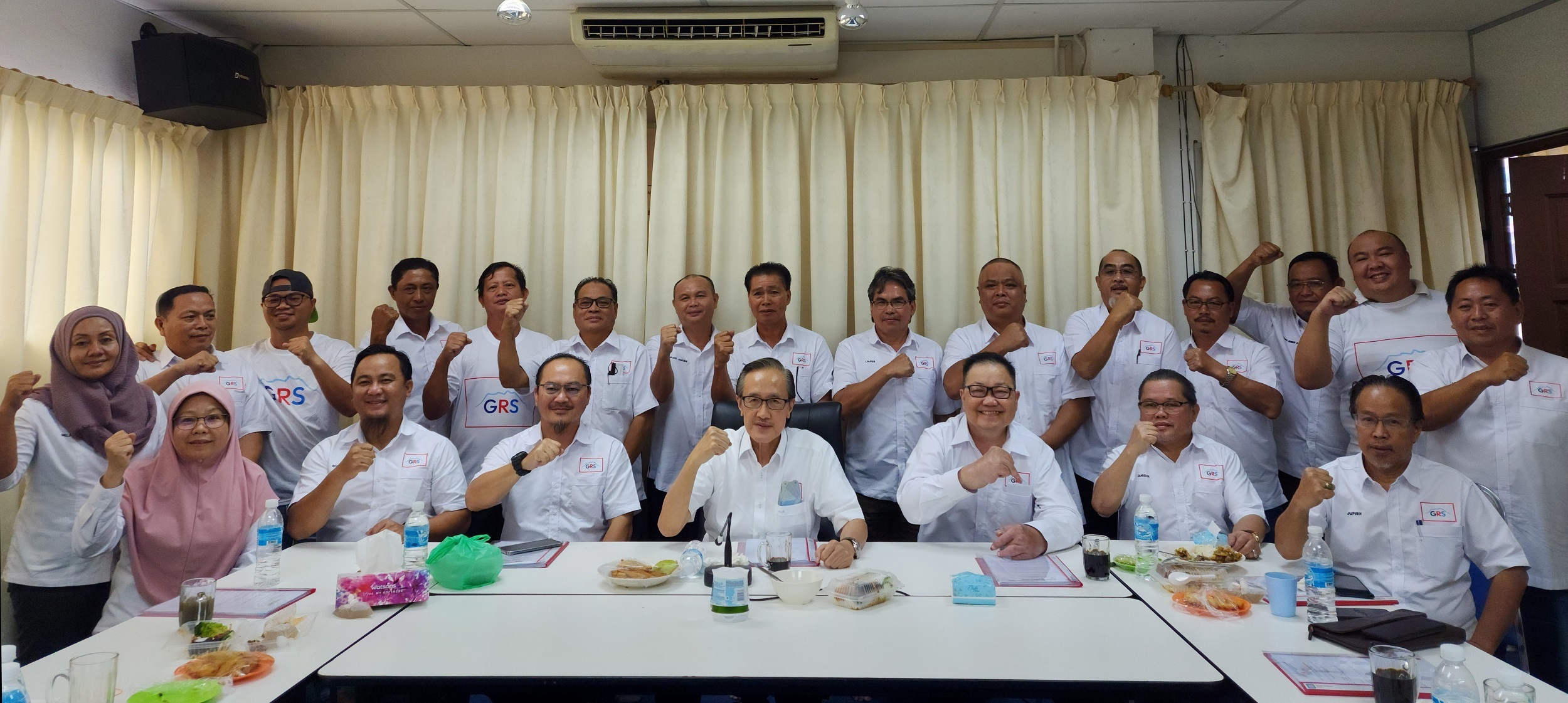 沙土团集体退出 马西迪:已通知慕尤丁