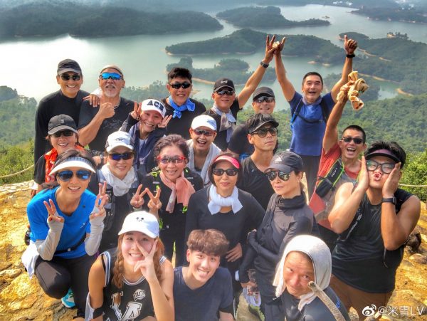 爆周润发自资拍跑步题材电影 米雪自嘲变歌星将赴马新登台