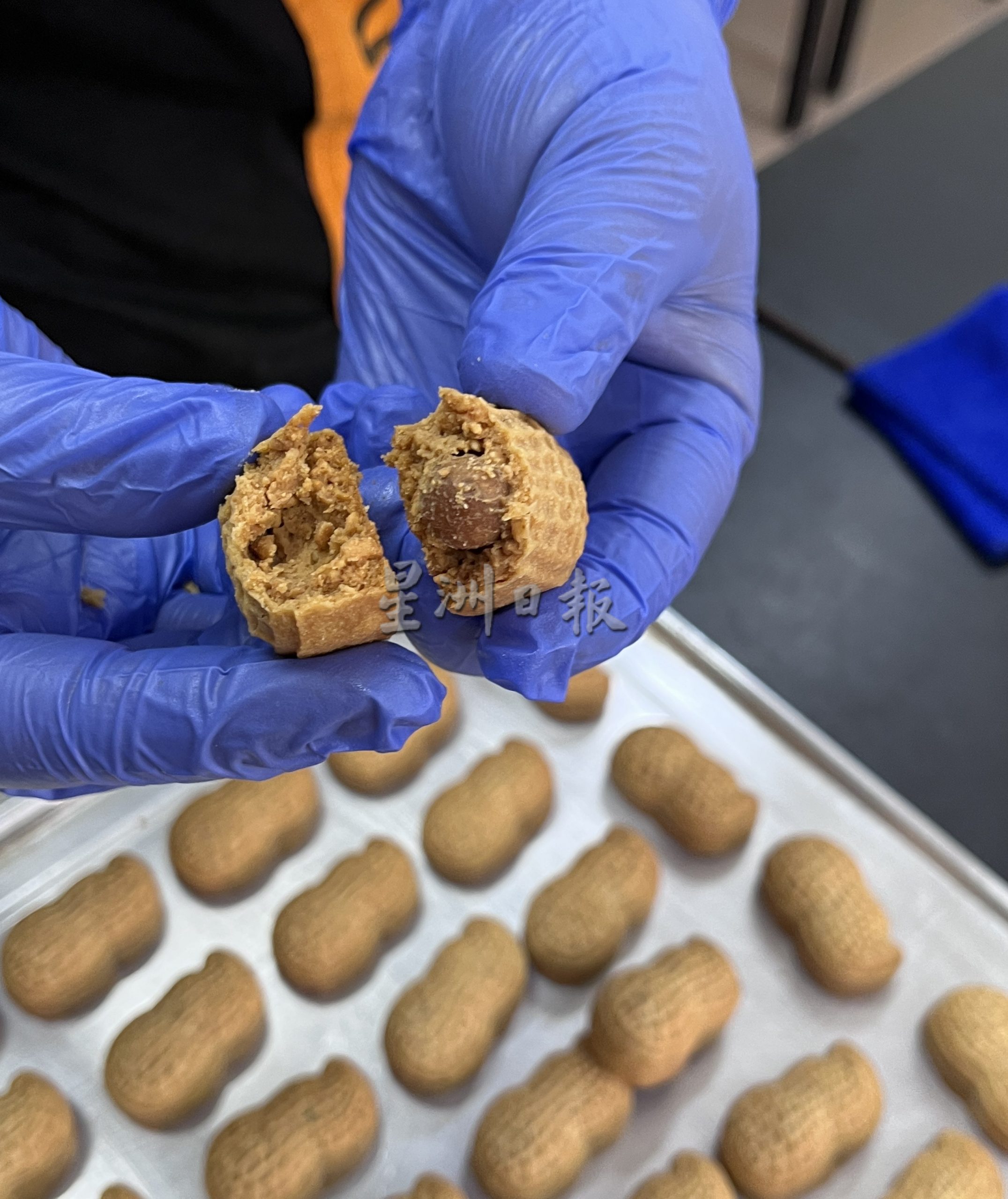 糕饼业者赶制年饼