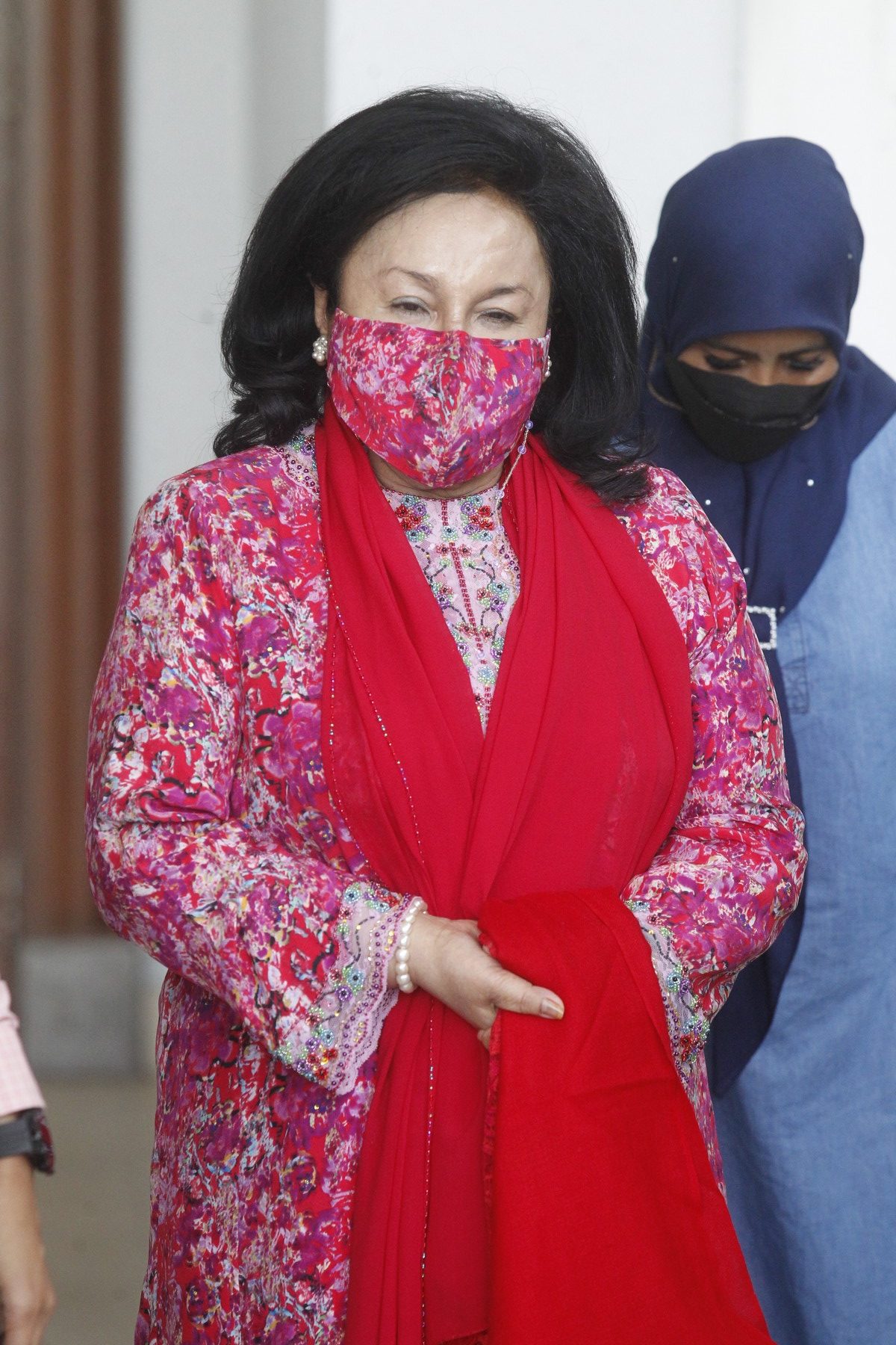 罗斯玛被控逃税洗黑钱·不认罪4年了 明年512开审!