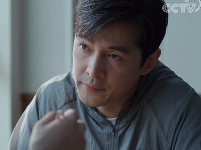 胡歌刚被曝业内封杀 新剧火速上档“安定民心”