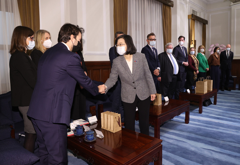 蔡英文接见欧洲议会国贸委员会首个官方代表团