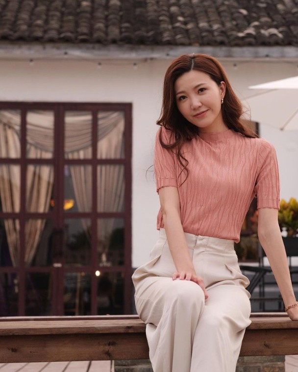 被嘲个唱门票滞销 吴若希高EQ击退酸民