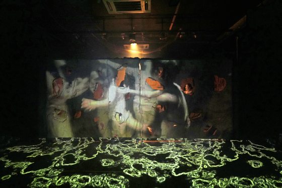 西北孤鸟／改编的意图与传达──《底层》带来的思考