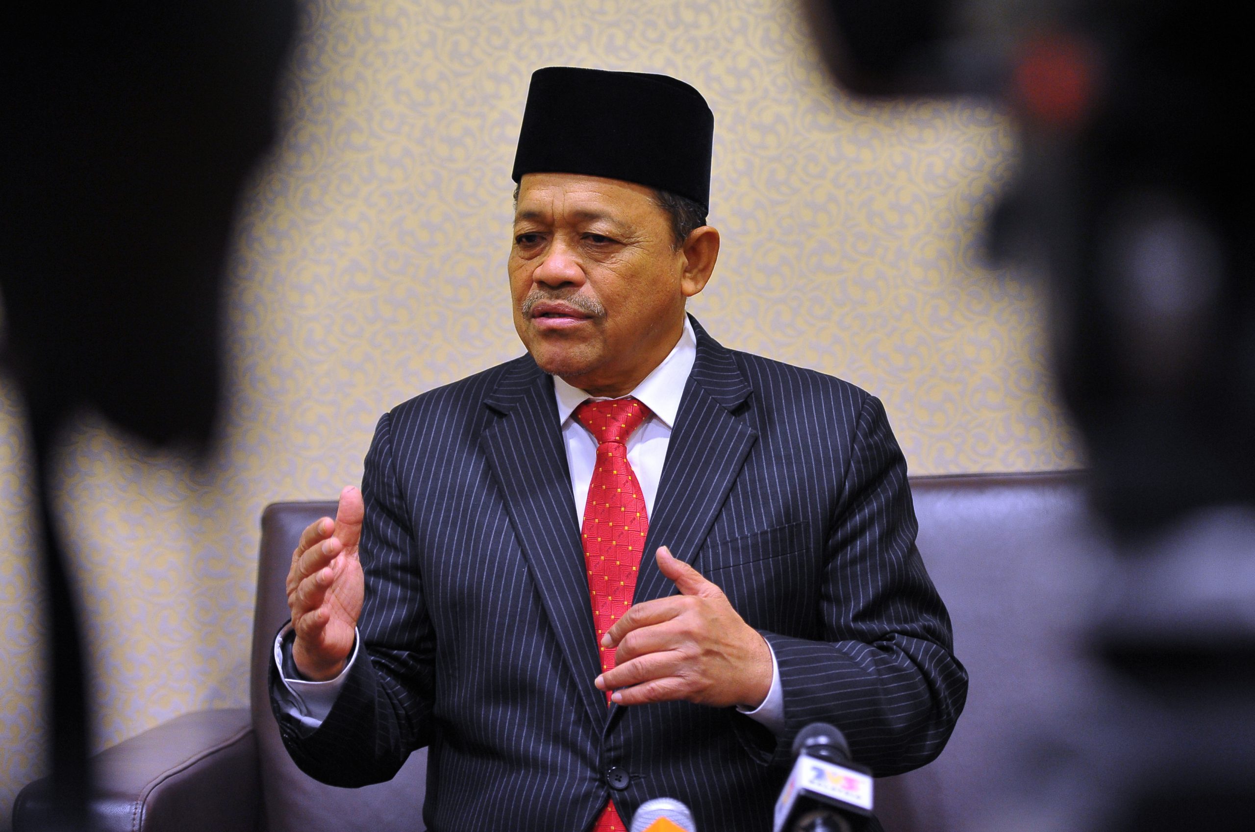 要求副青体部长合理解释 田总会长扬言采取行动