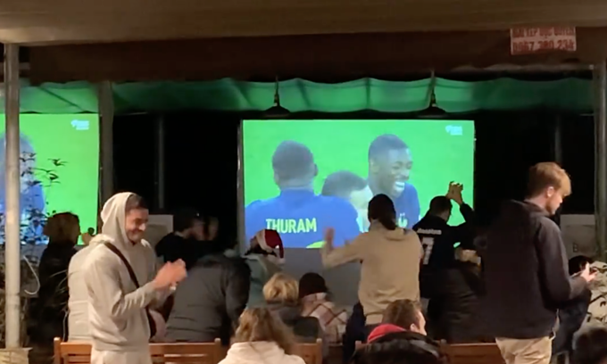 越南“足球寡妇”抱怨不断 世界杯导致家庭失和