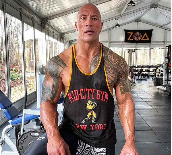 道维强森否认不再演黑亚当  批漫迷文化疯狂有毒