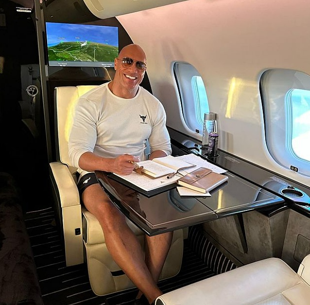 道维强森否认不再演黑亚当  批漫迷文化疯狂有毒