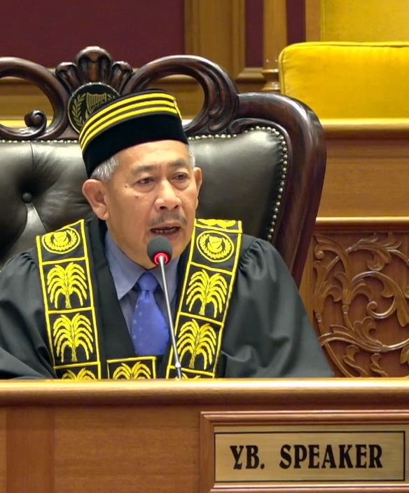 配文／佐哈里阿都宣布腾空州议席！