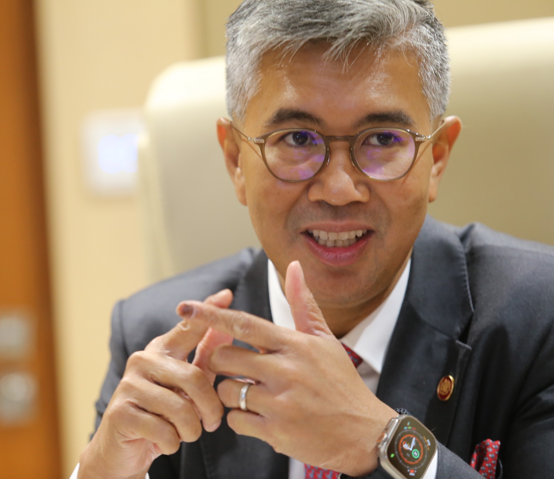 重新检讨前朝政府投资项目?  赛夫鲁:会监督但不会喊停