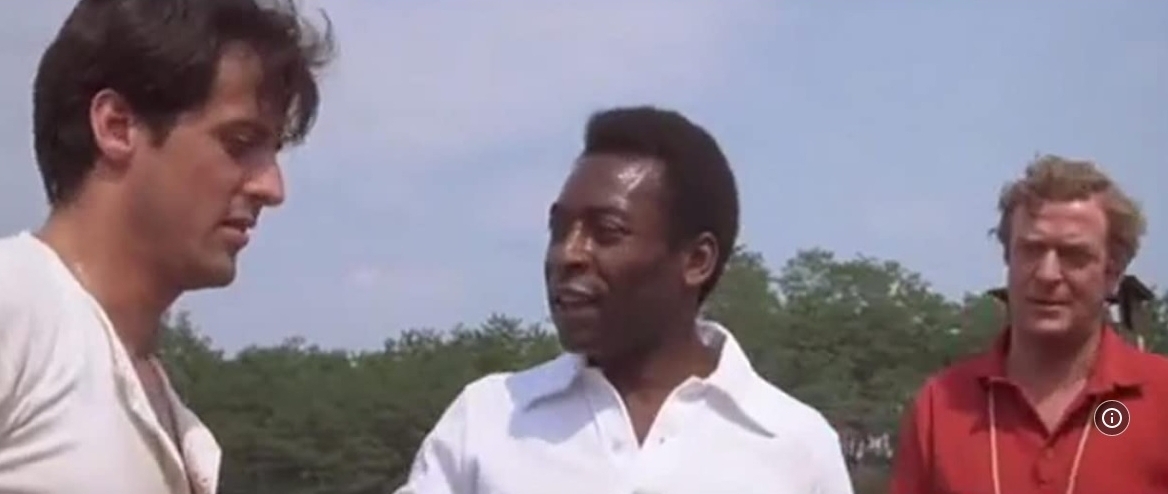 重温电影中的“球王”比利 昔日拍档史泰龙晒照致敬	