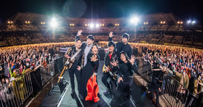 阿信狂聊梁静茹玛莎求饶   五月天大马演唱会3票价售罄 