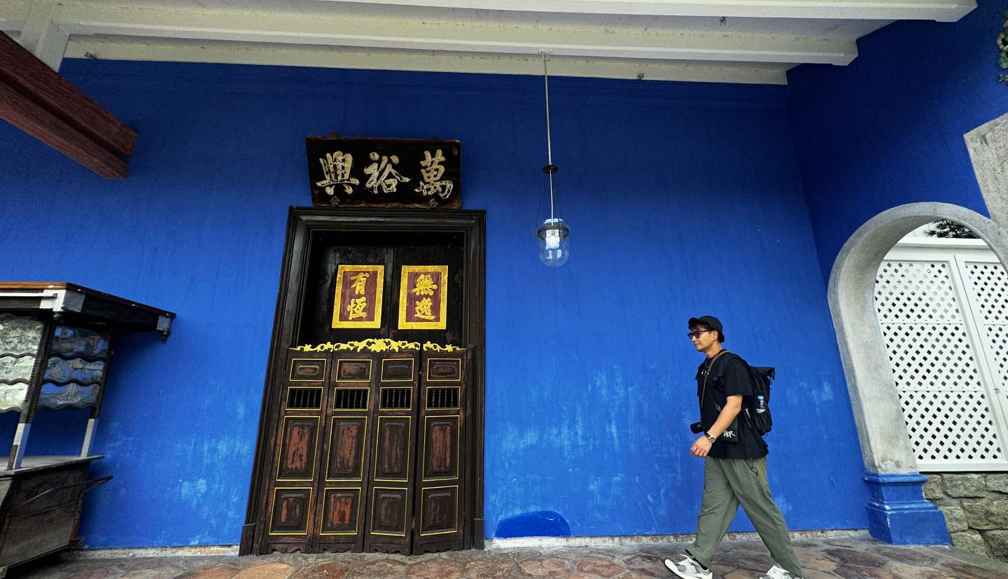 陈展鹏携妻游重游槟城  ​冷饮Ikat Mati掀网热议