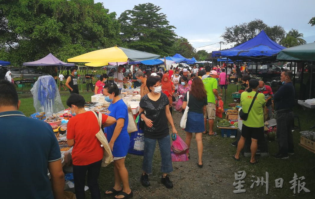 霹:备稿/市集人潮多