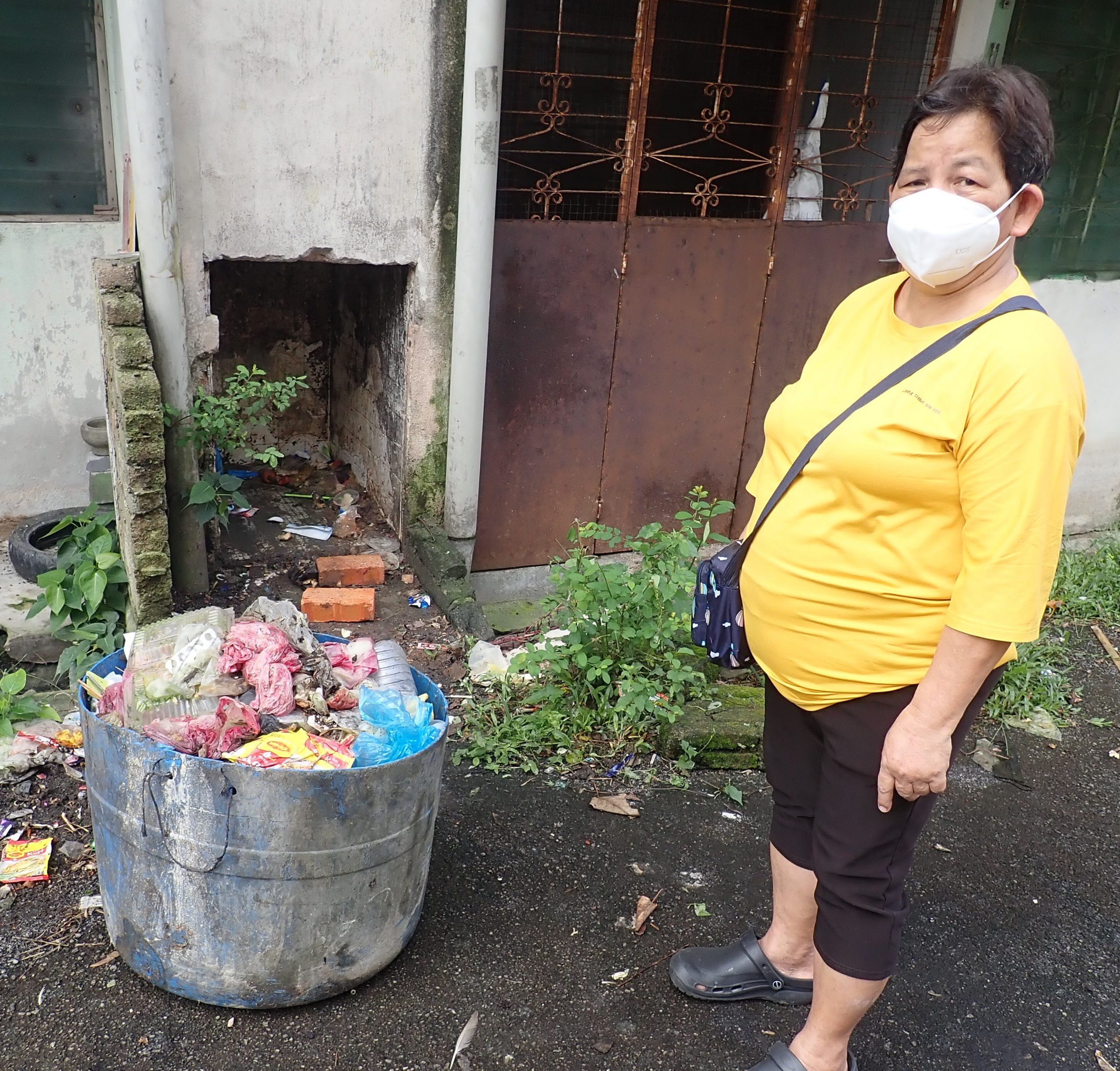 霹:版六头/甘榜务央合众花园组屋居民盼获分层地契合理收水费
