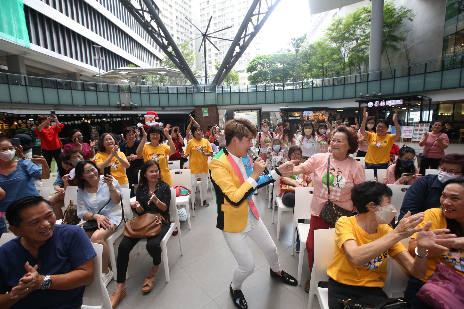 黄铭德喜报连连  获颁马来西亚纪录大全证书