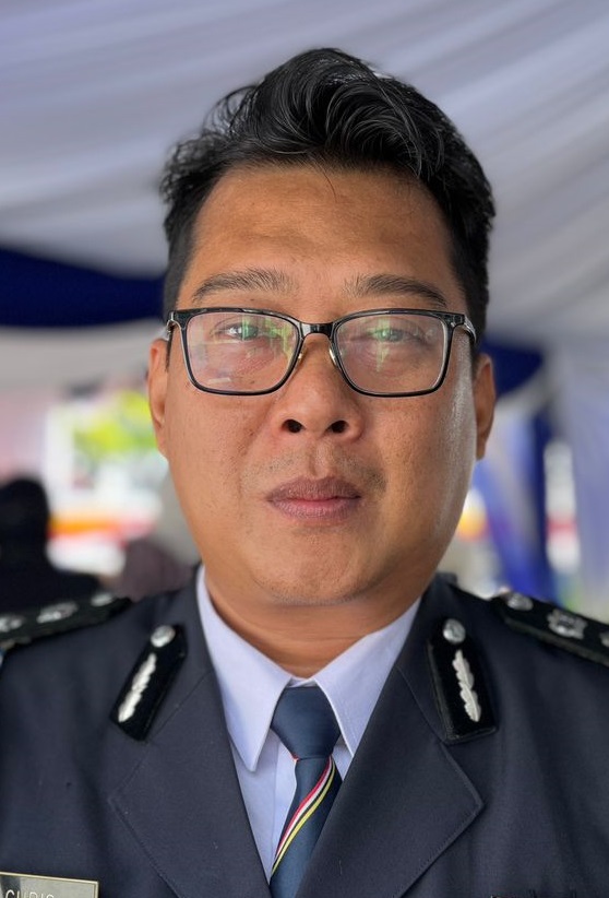 (古城版)孕妇求刺激感企图打劫金铺