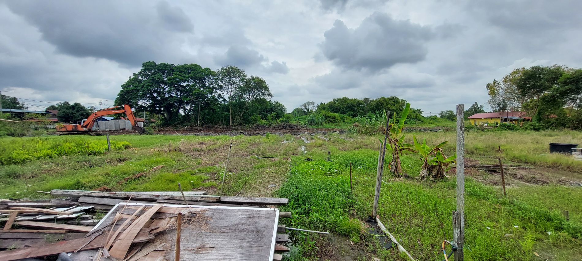 （古城第三版主文）往甲河的出水口没有提升，菜农担心无法解决闪电水灾
