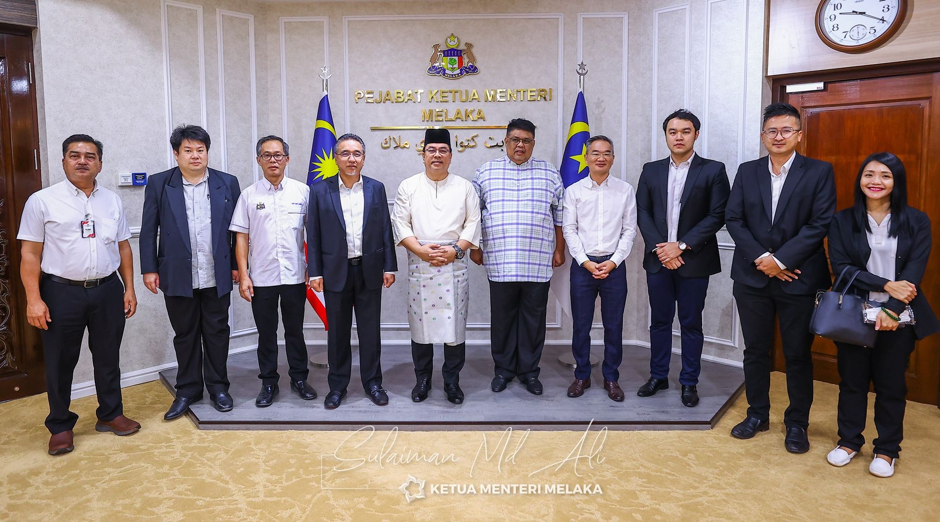 (古城第五版主文)希盟国州议员礼貌拜会甲首长