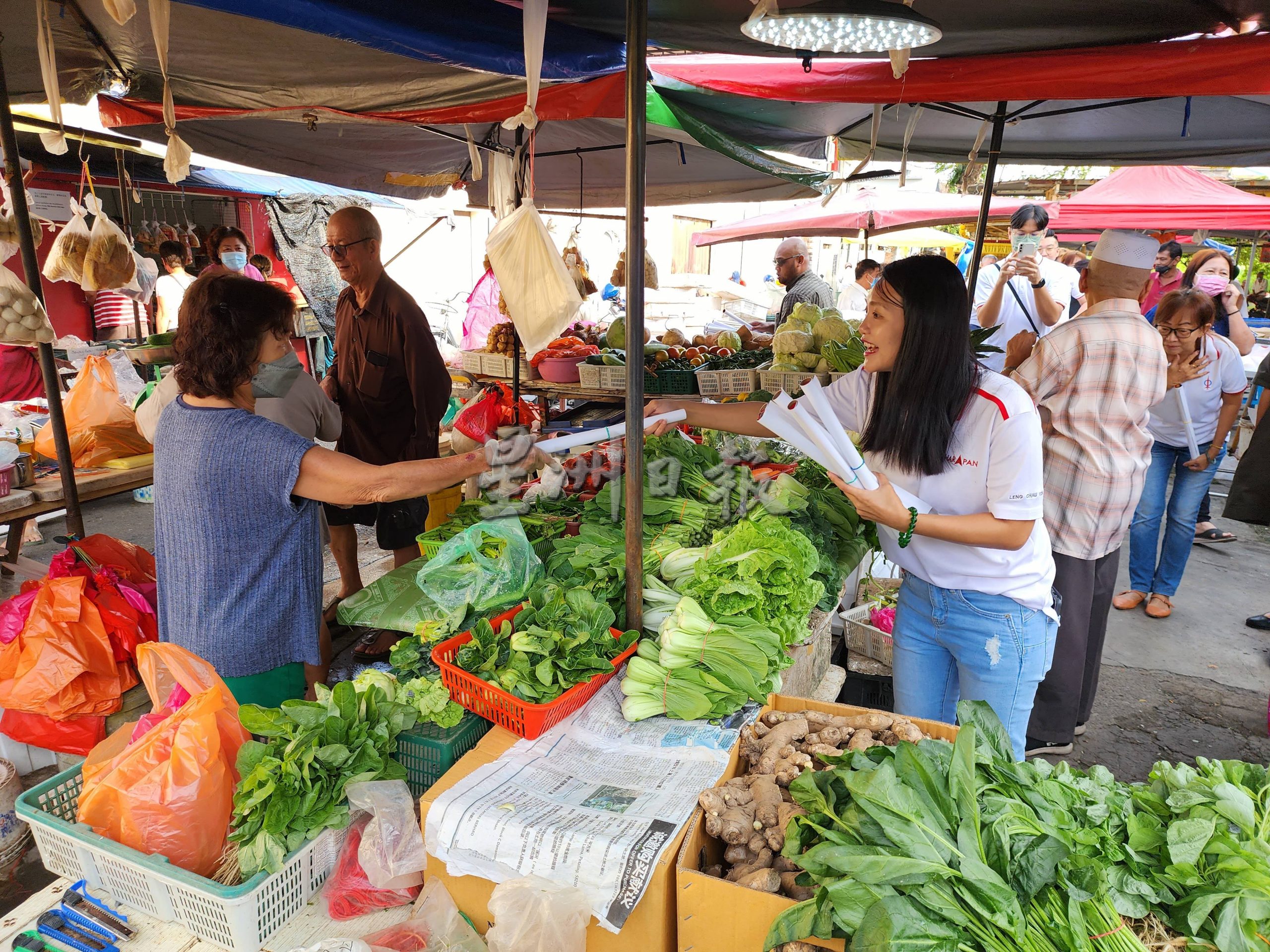 市场仍冷淡，新的一年林朝雁盼政府关注经济让人民生活变好