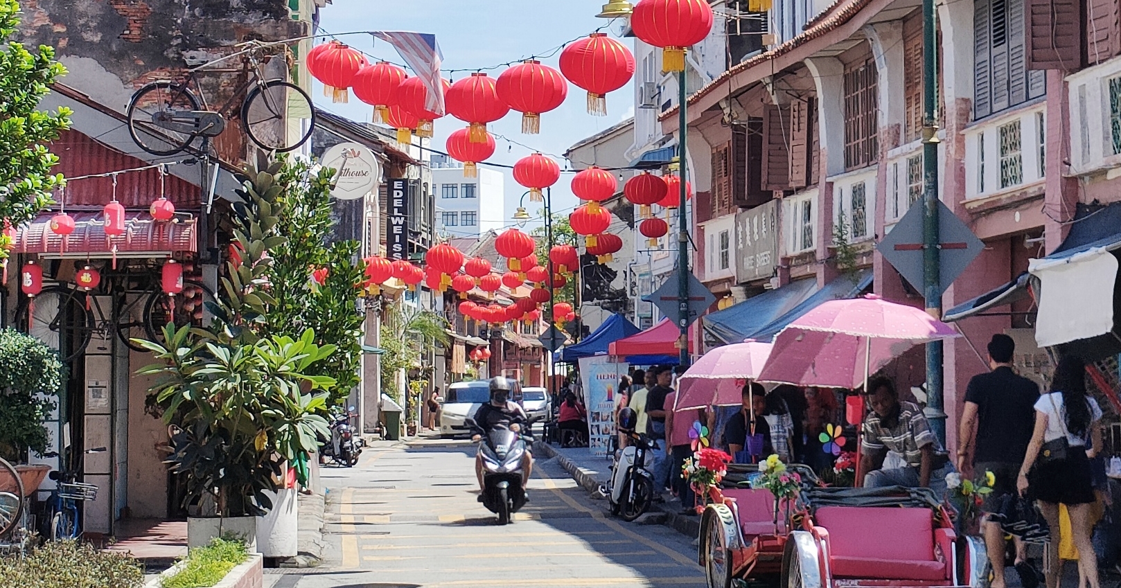 (大北马)大红灯笼高高挂 古迹区春意浓