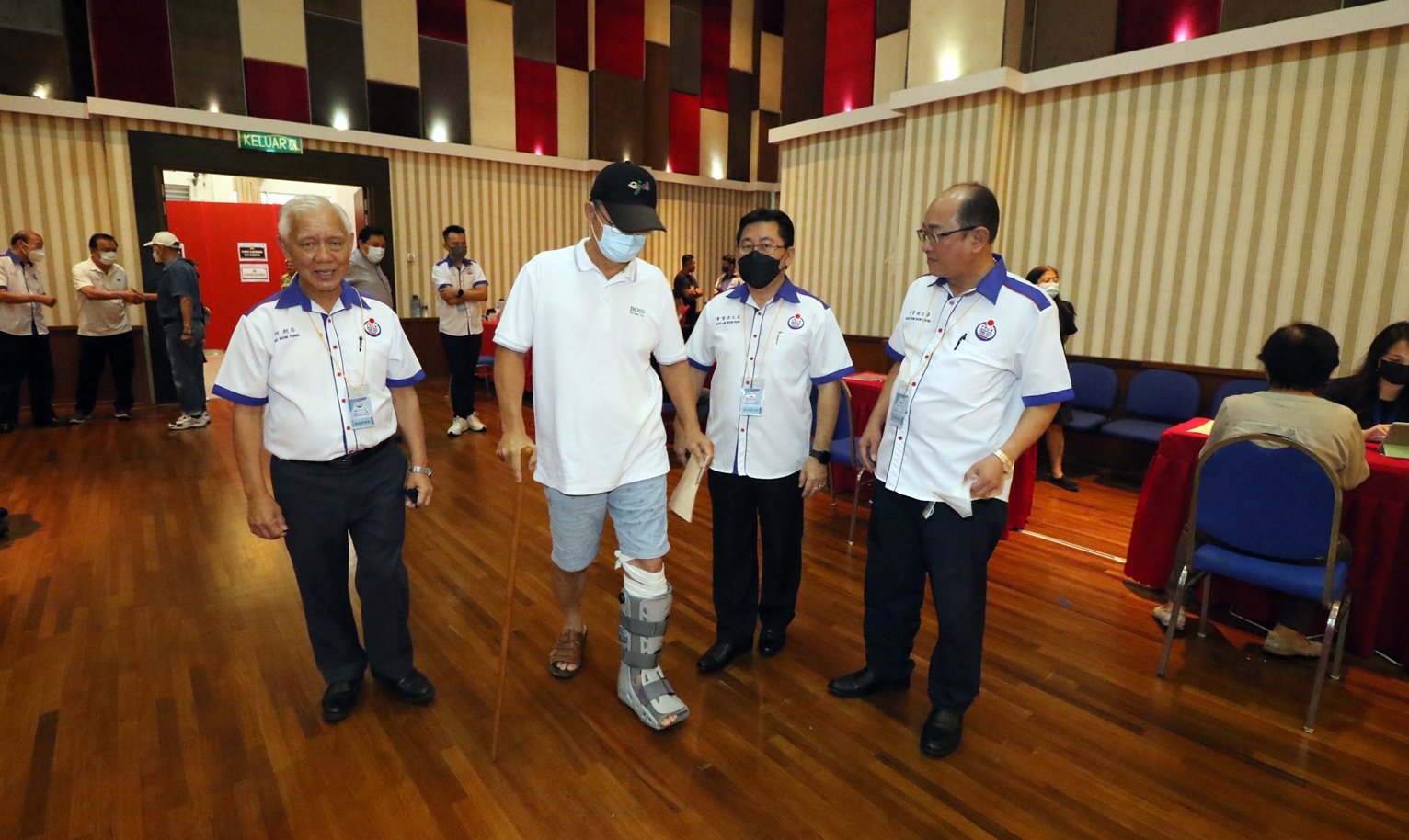 雨天无阻会员投票  新山中华公会理事改选 热络