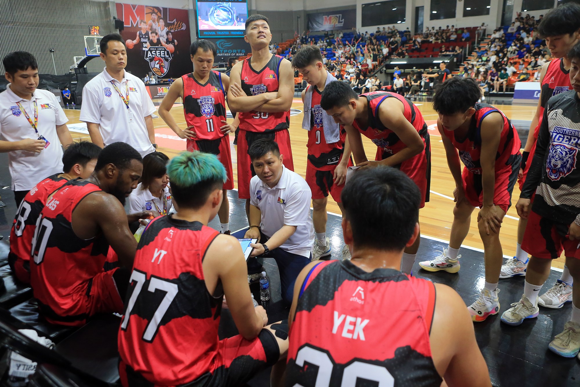 MBL|半决赛皆2场擒敌结束战斗 南虎(金群利)无意外争霸