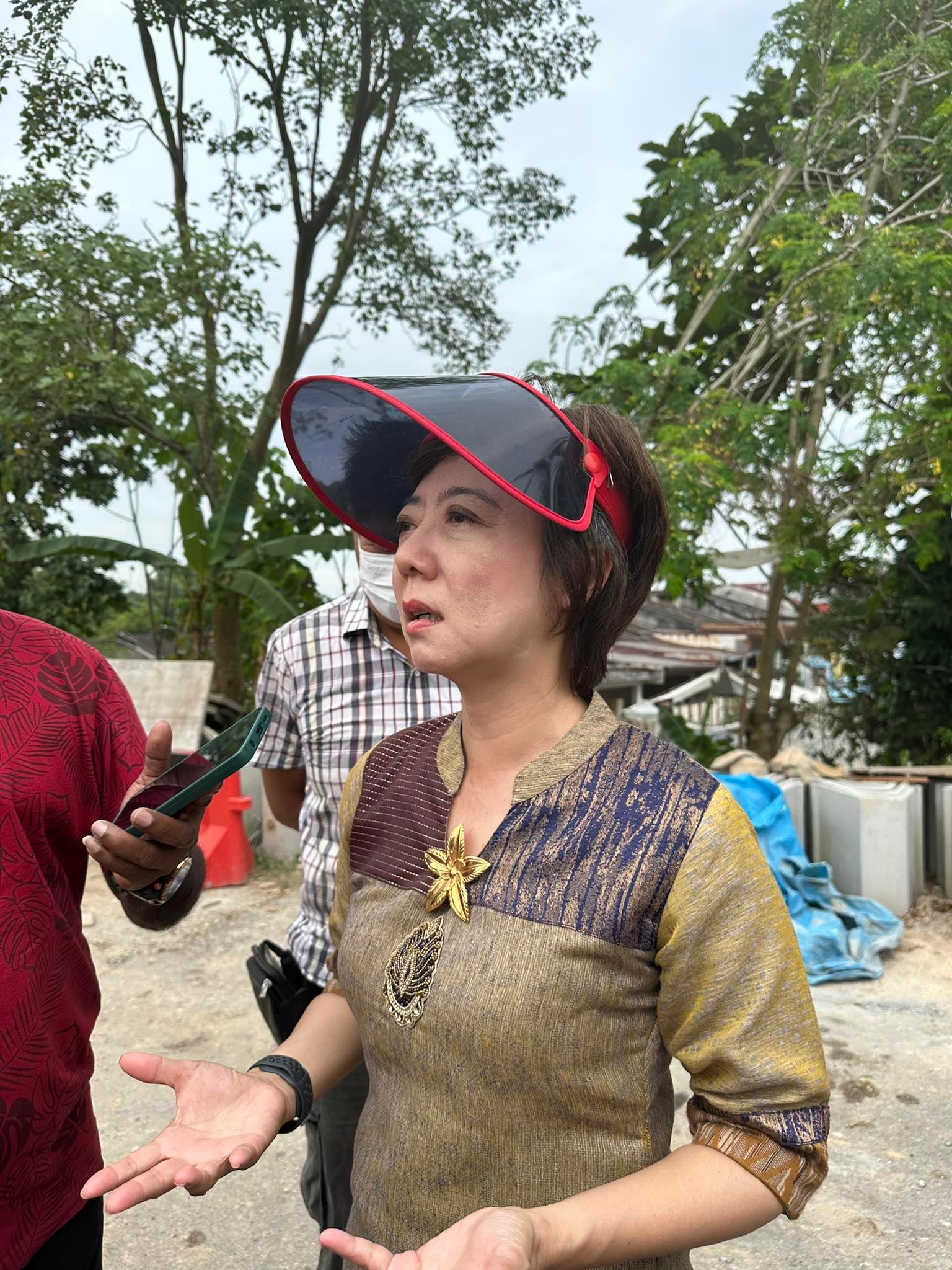 NS芙蓉:沟渠崩裂变20尺深土崩,市政厅耗资28万抢修