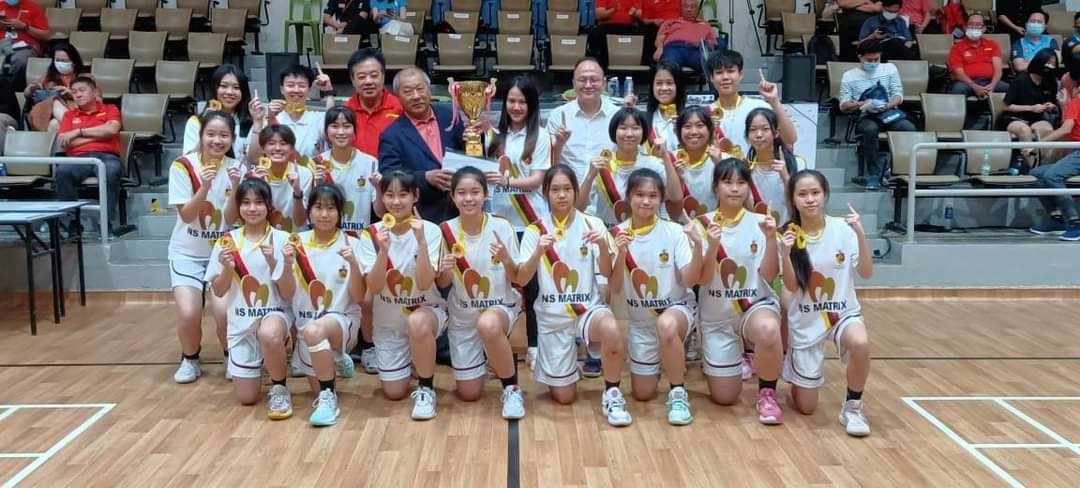 U17全国篮球赛| 雪队无缘双冠 森女扫团体个人奖成大赢家