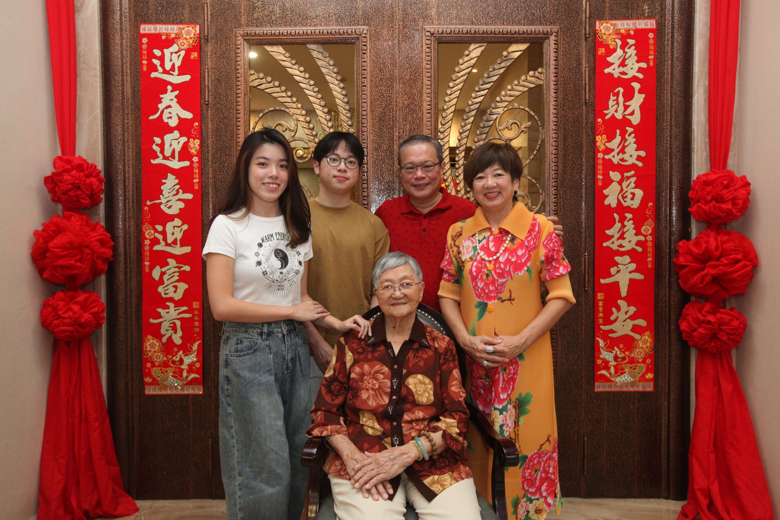 19日见报-大都会/新年系列--新年布置