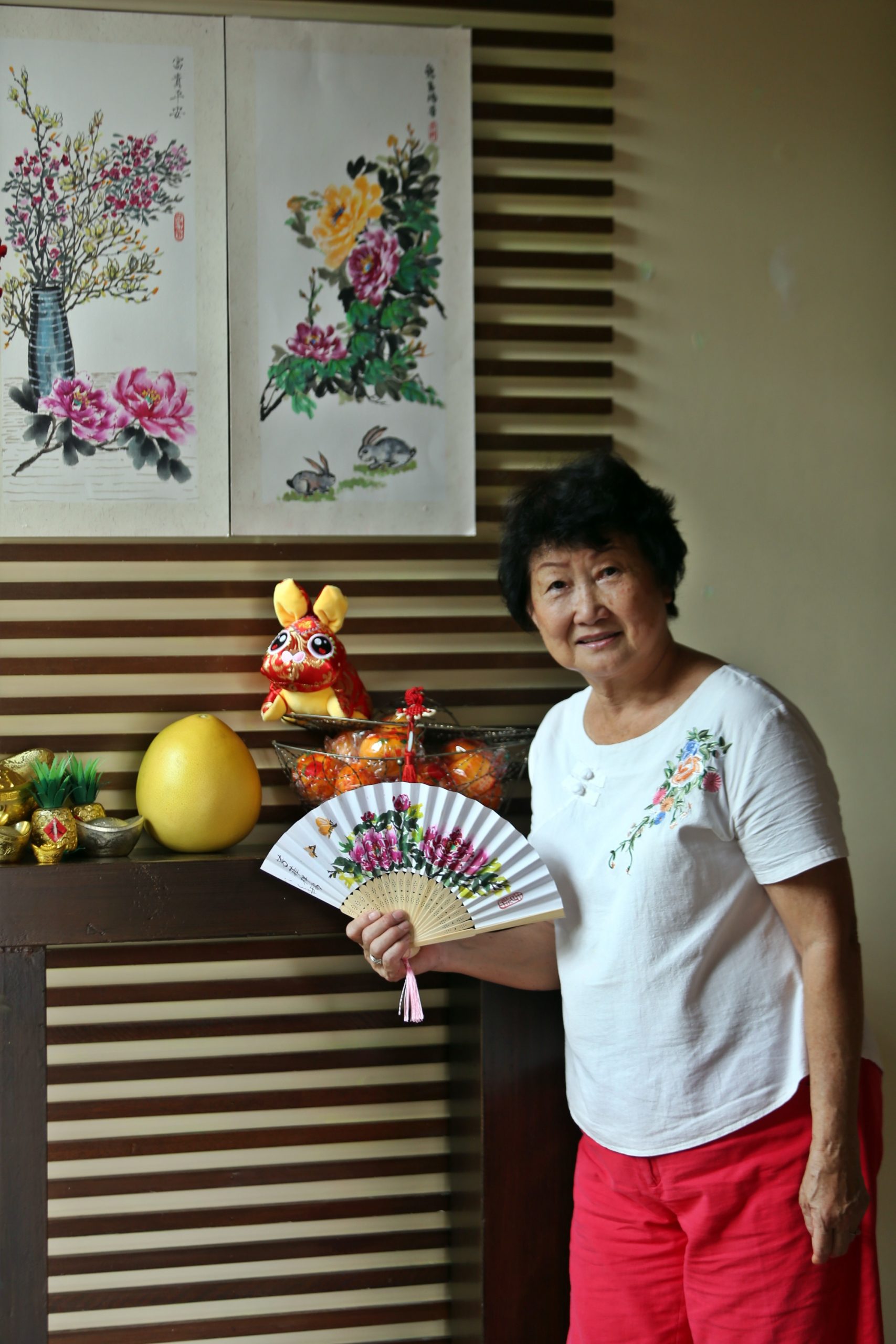 1月28日见报-大都会/新年-属兔长者DIY新年装饰