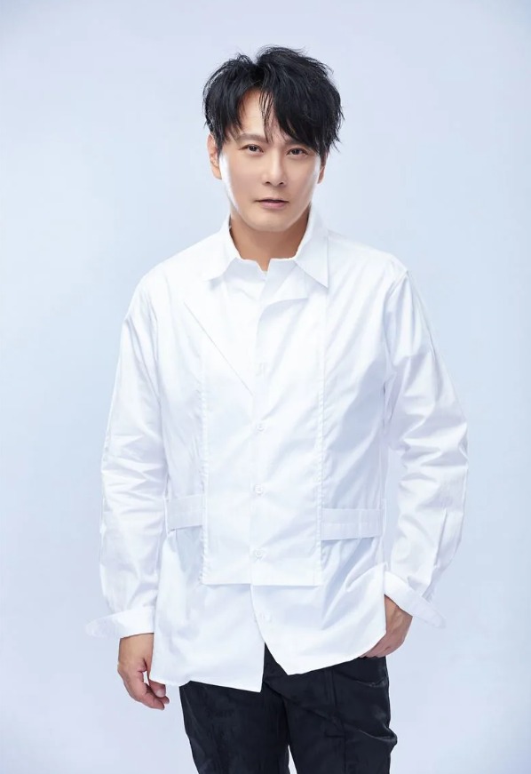 211开唱撞正五月天MAMAMOO 张信哲开心称是好事