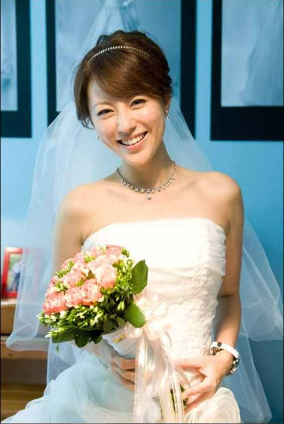 41岁刘心悠惊爆已婚 姐弟恋老公身分揭秘