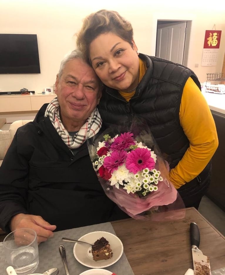 “他永远在我身边” 肥妈为亡夫献唱感触落泪