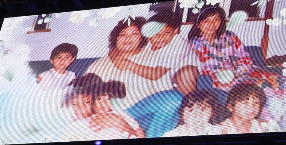 “他永远在我身边” 肥妈为亡夫献唱感触落泪