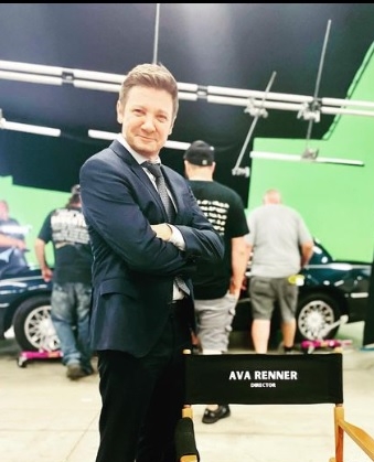 “鹰眼”伤势太严重不能再拍动作戏  复原时间恐长达2年