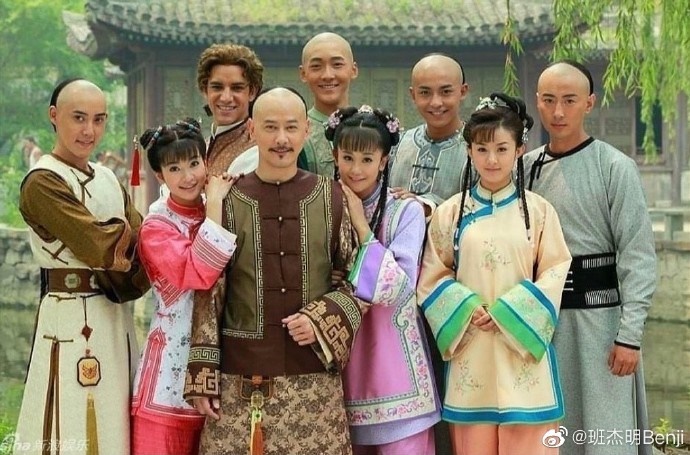 《还珠》男星终结单身 和圈外男友完成同性婚