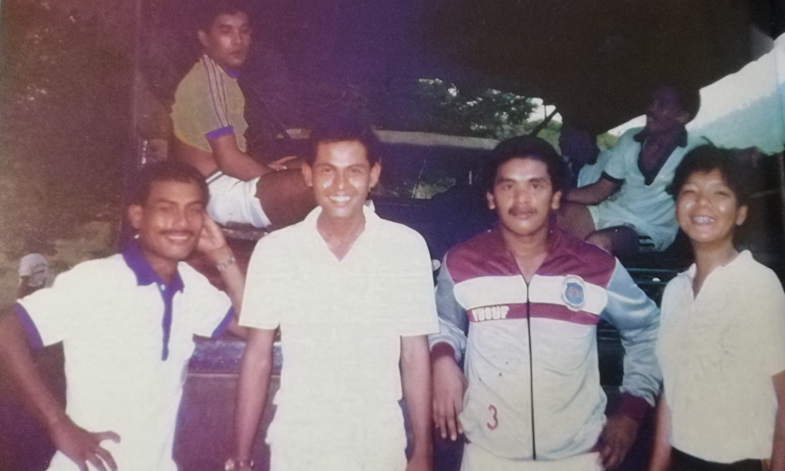 杨丽珠出自传《廉正师姐》,盼鼓励华裔子弟加入警队