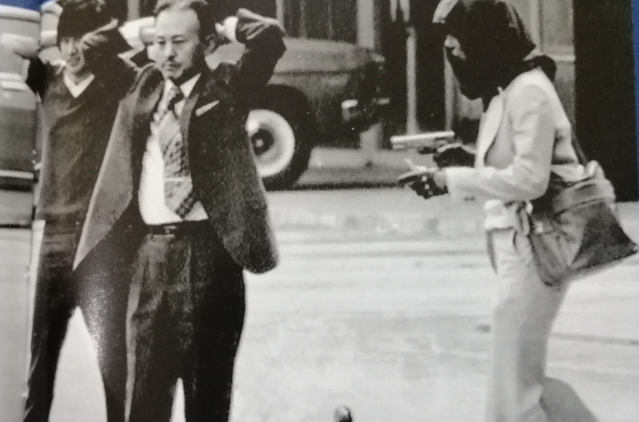 杨丽珠出自传《廉正师姐》,盼鼓励华裔子弟加入警队