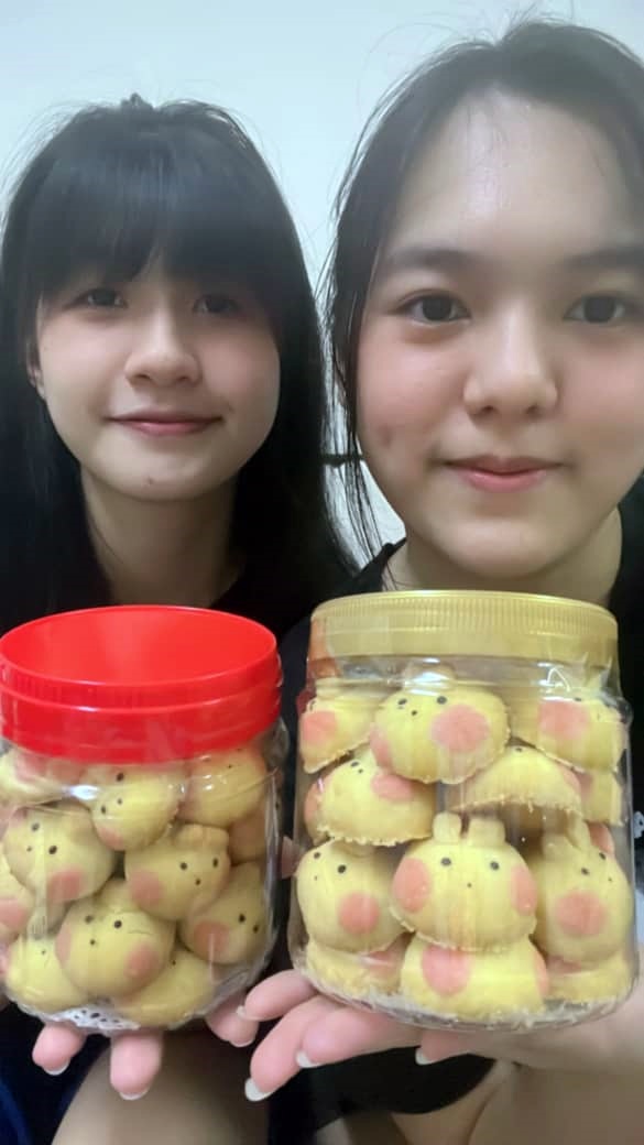 东:兔子造型年饼 兔年最应节