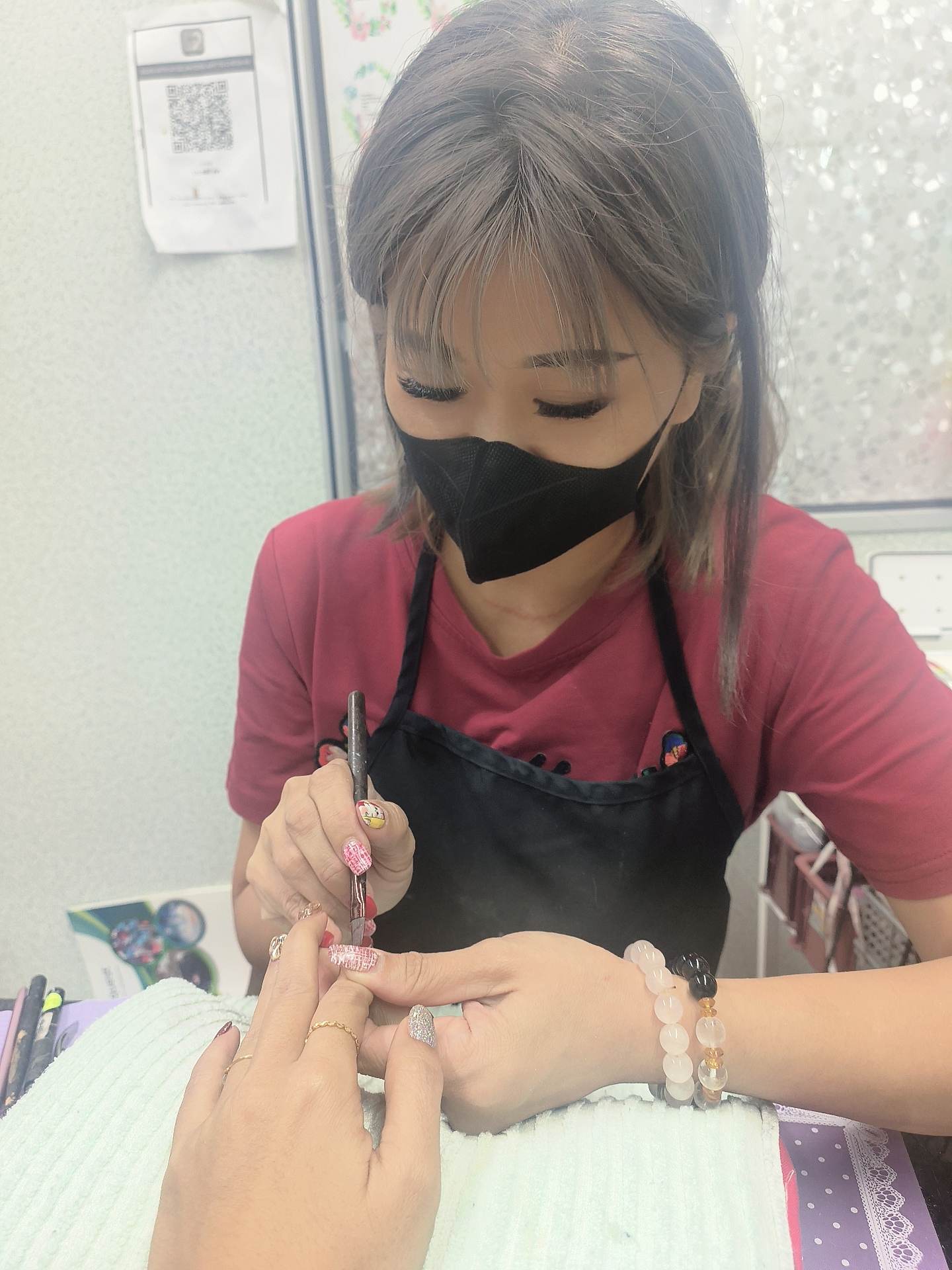 东:大解放新春前带动美容美发美甲化妆业
