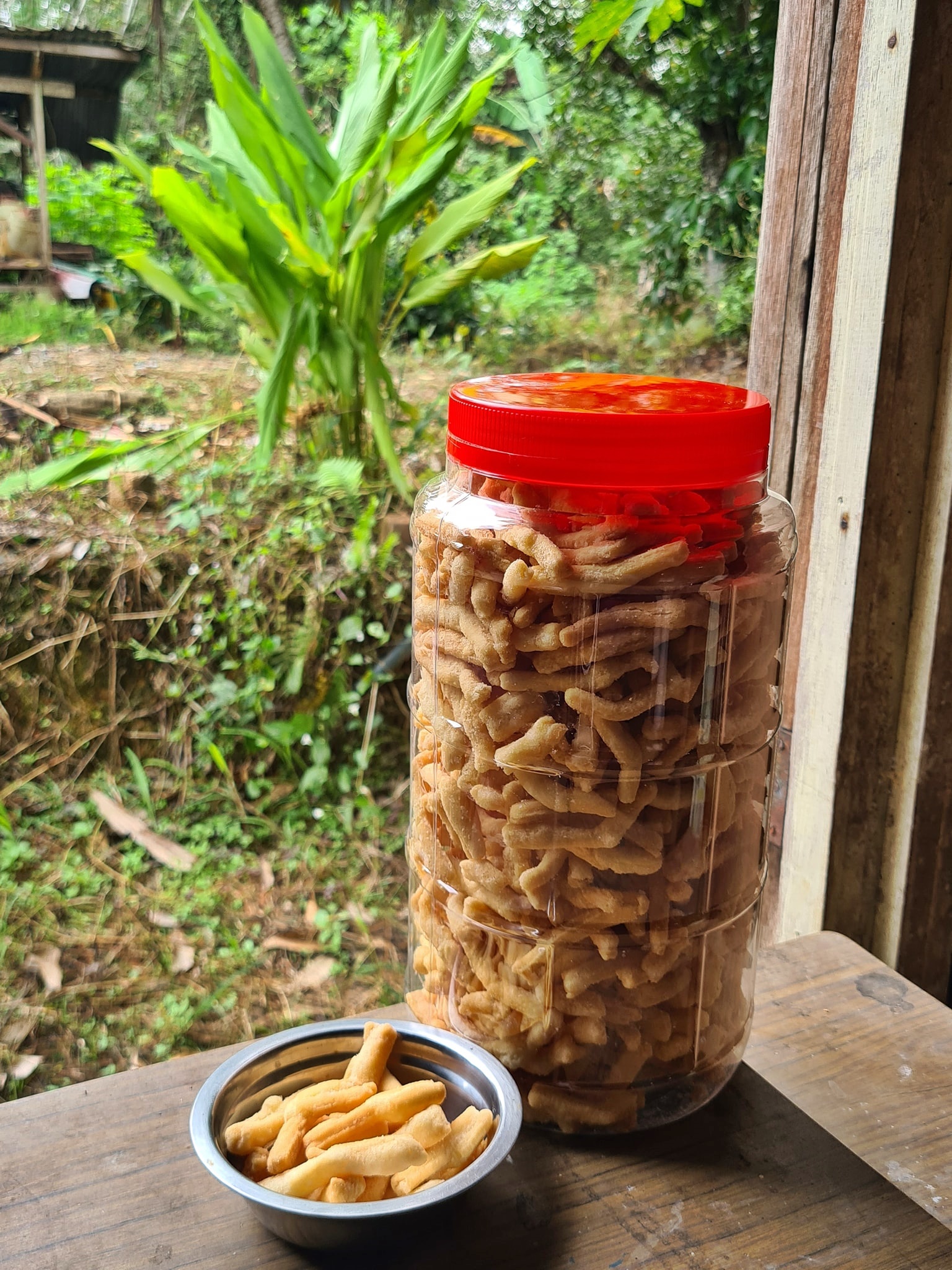 ***东：新年备稿：布赖客家人的年饼记忆。