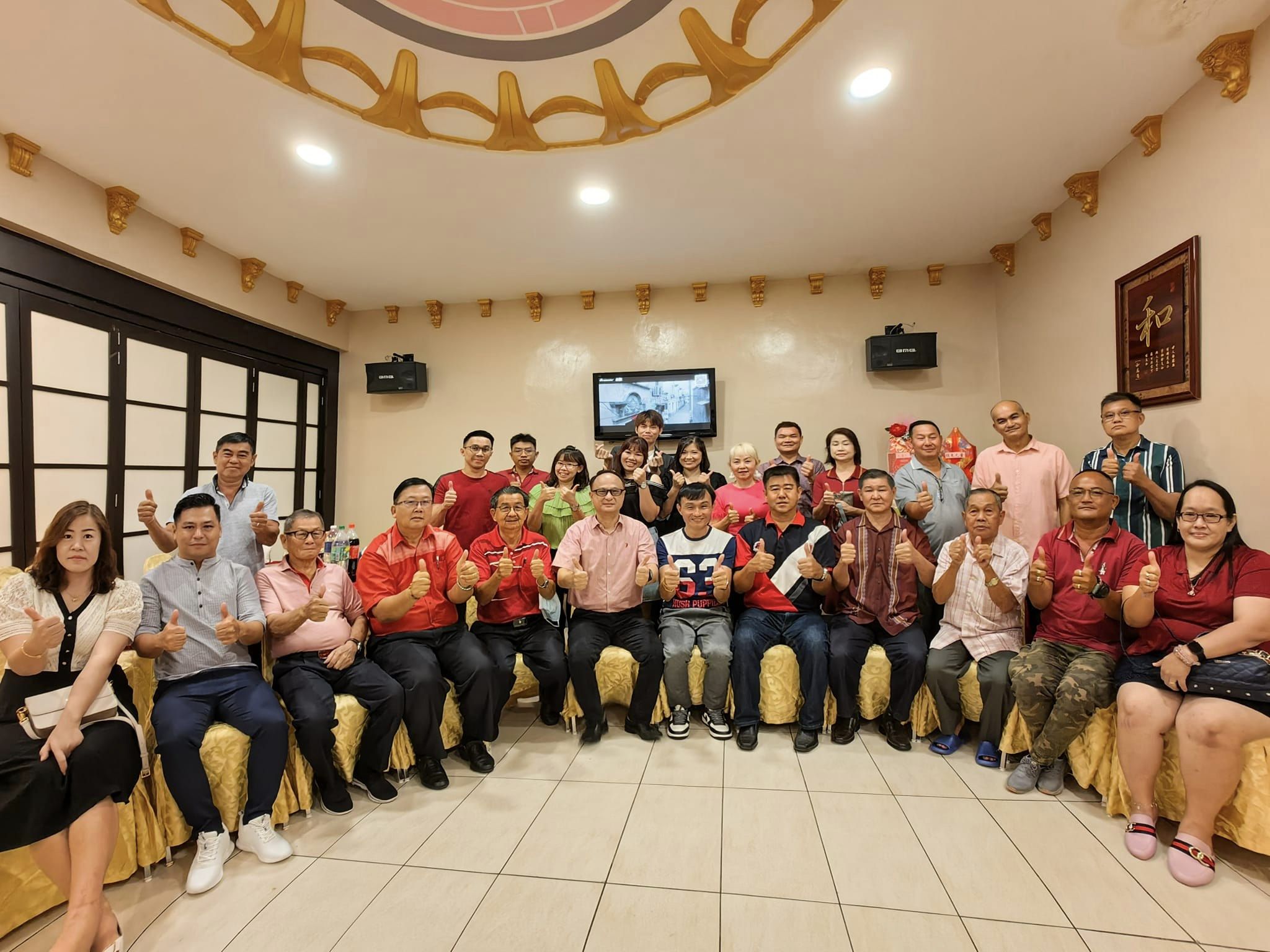 东：金马梳华小金兔迎春团圆宴