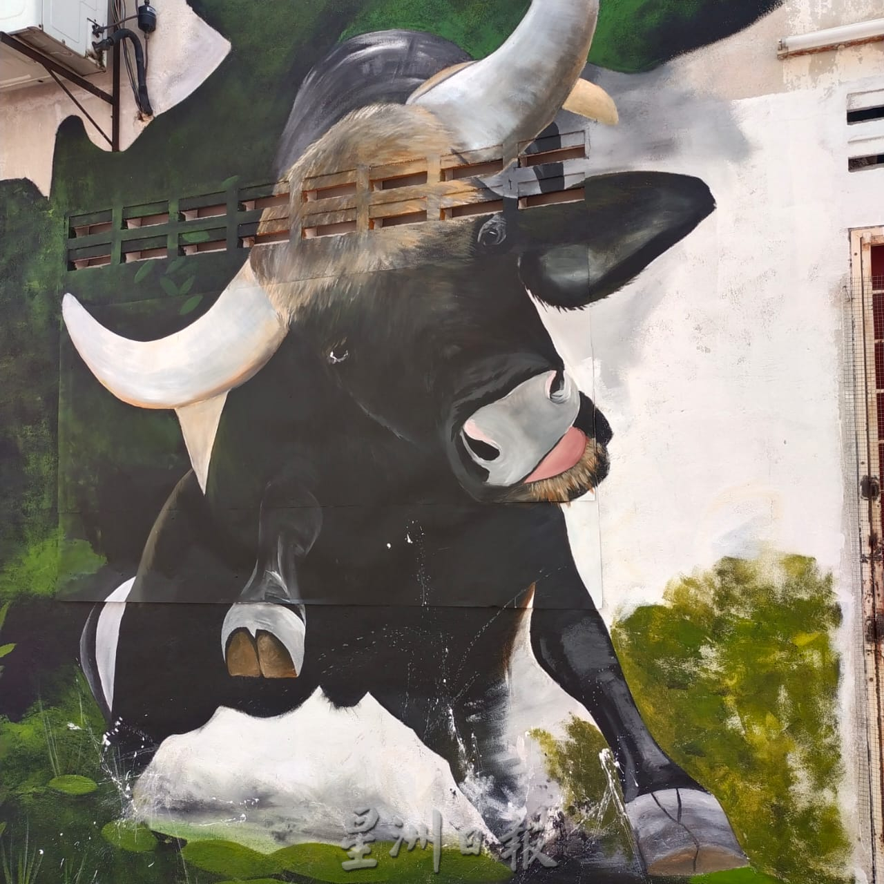 东:鲁拉士曼丹商业区后巷壁画巷竣工 成拍照打卡新地标带旺人流