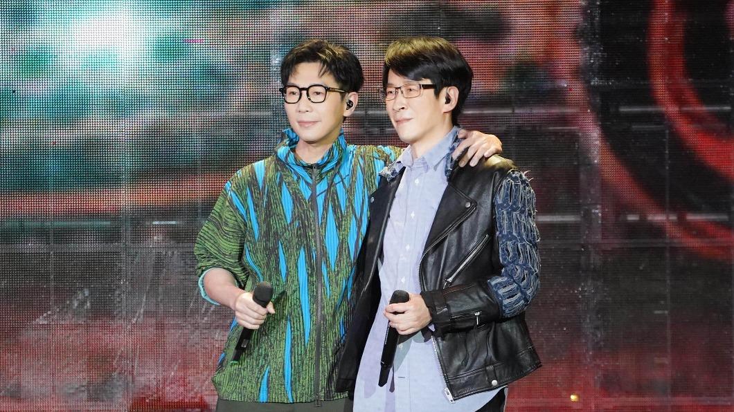 五月天忆出道前大马录音渊源 品冠带子女认第2个爸爸