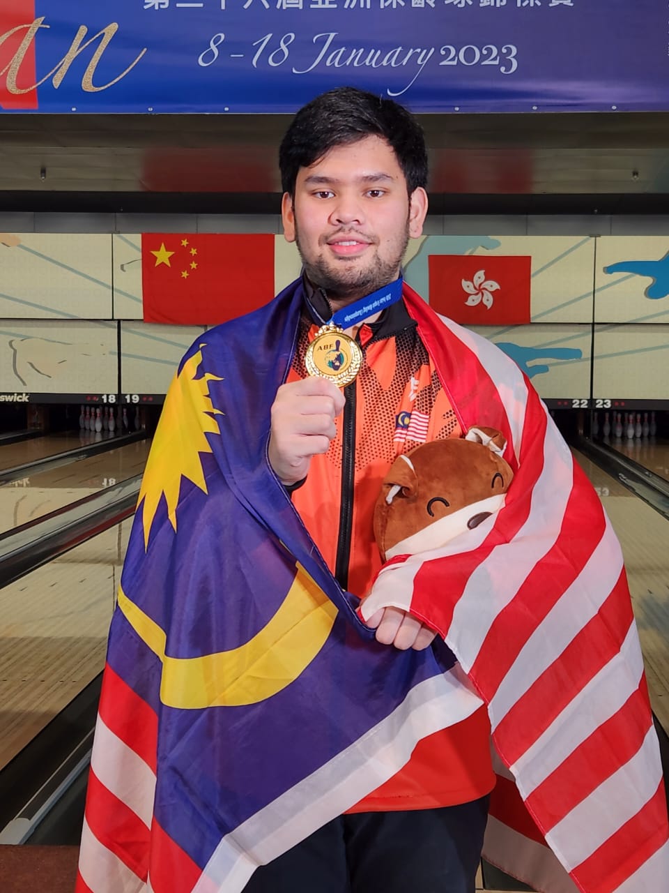 亚洲保龄球赛|重夺精英赛冠军  拉菲克独揽4金威尽