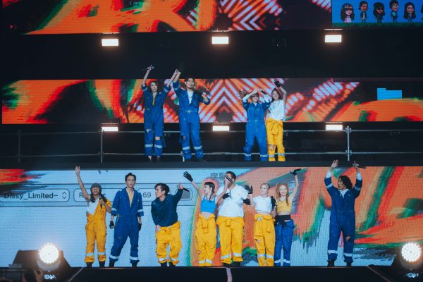 低清翻车演唱会｜K佬Michie晒吻照认爱  李国煌直接开怼